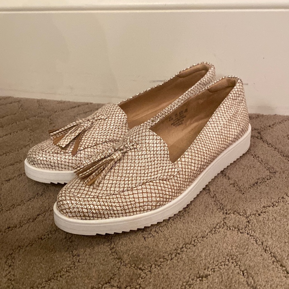 Naturalizer Gold Metallic Loafers - 8.5